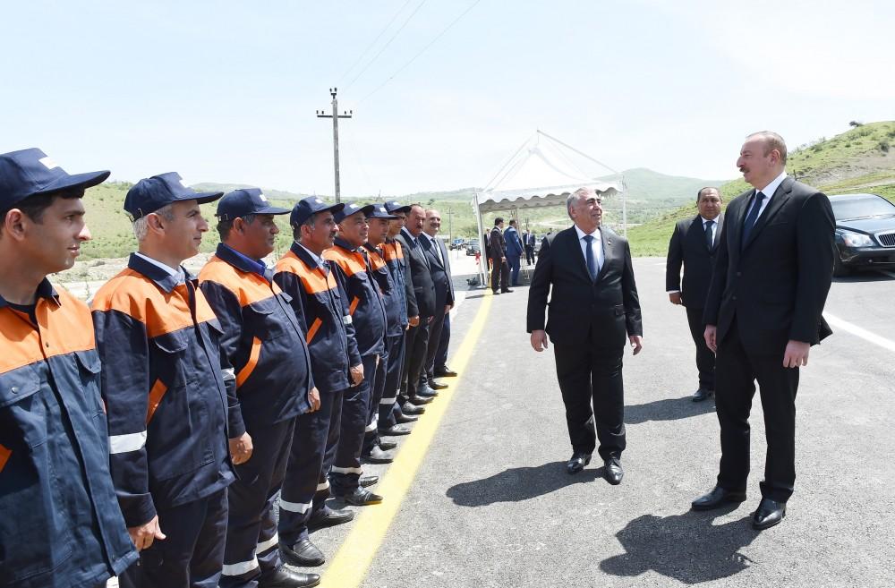 Prezident İlham Əliyev Xızıda avtomobil yolunun açılışında iştirak edib (FOTO) (YENİLƏNİB)