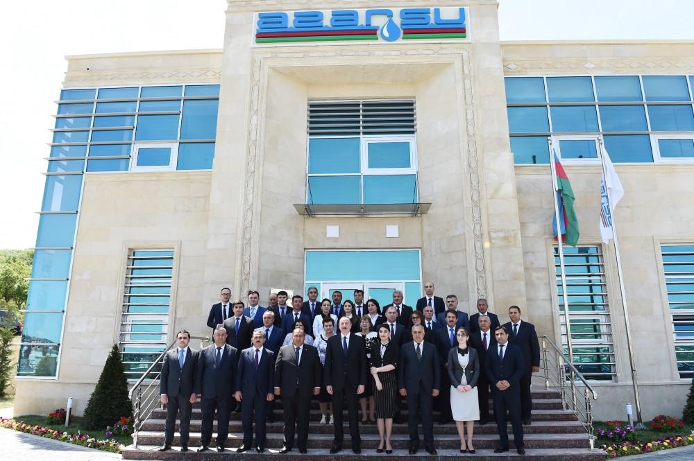 Azərbaycan Prezidenti Xızı şəhərinə və Altıağac qəsəbəsinə içməli suyun verilməsi mərasimində iştirak edib (FOTO) (YENİLƏNİB)