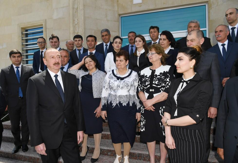 Azərbaycan Prezidenti Xızı şəhərinə və Altıağac qəsəbəsinə içməli suyun verilməsi mərasimində iştirak edib (FOTO) (YENİLƏNİB)