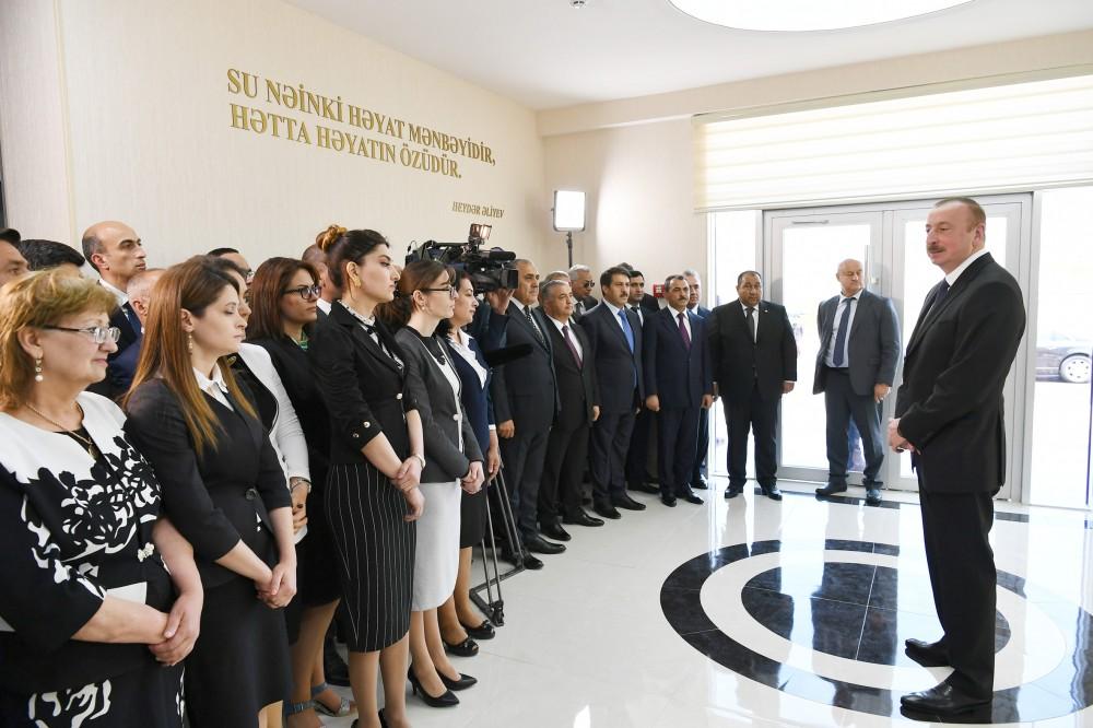 Azərbaycan Prezidenti Xızı şəhərinə və Altıağac qəsəbəsinə içməli suyun verilməsi mərasimində iştirak edib (FOTO) (YENİLƏNİB)