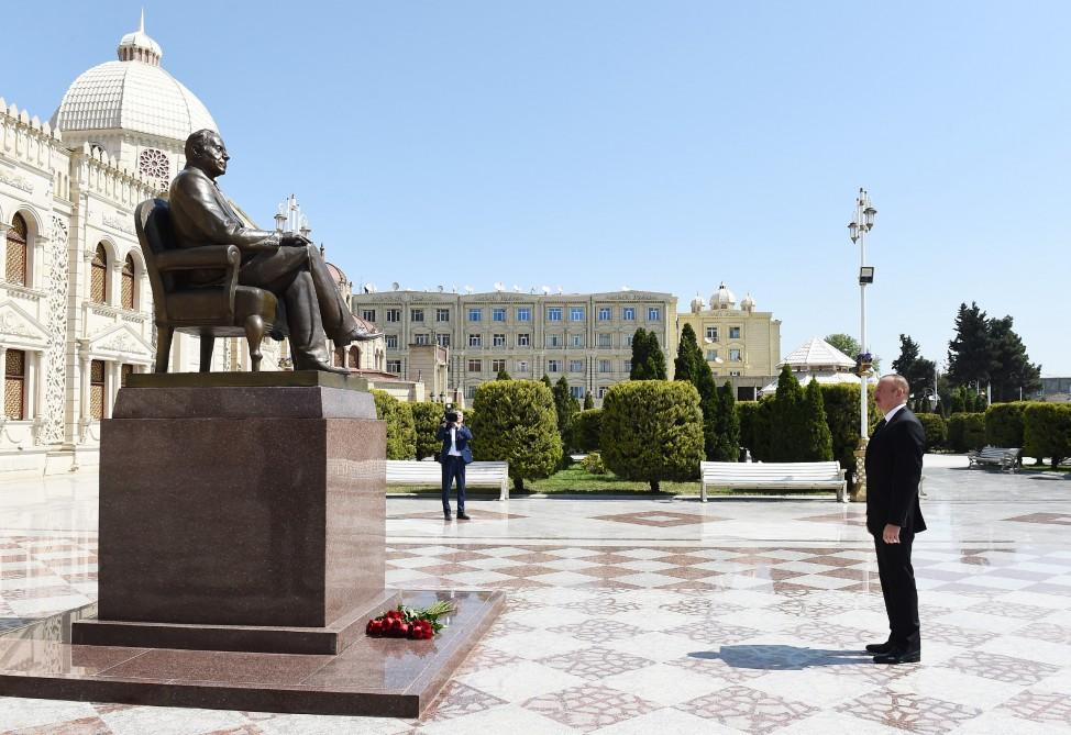 Prezident İlham Əliyev Xaçmaz rayonuna səfərə gəlib (FOTO)