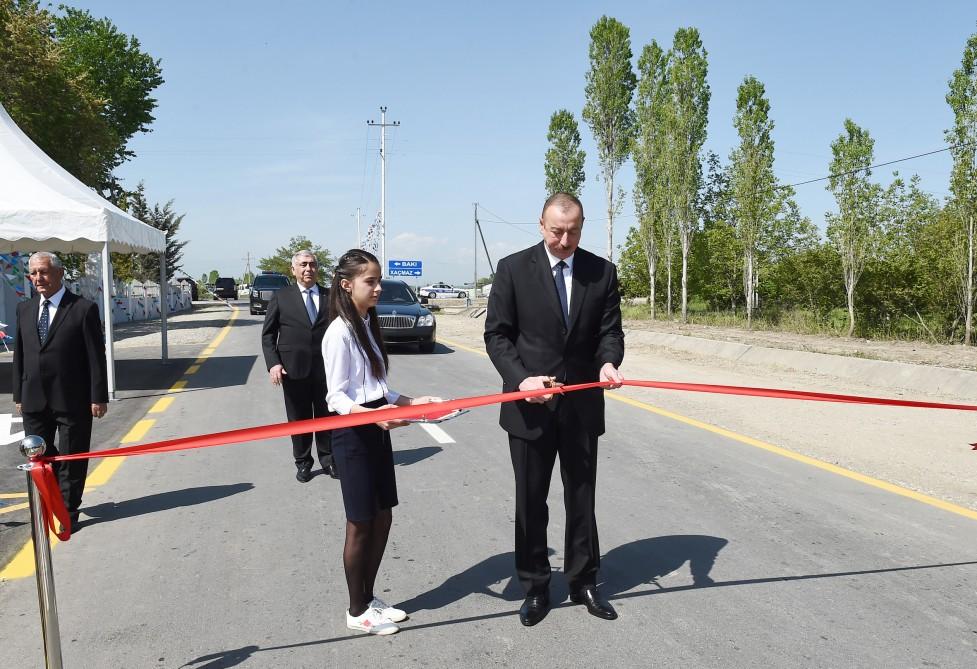 Azərbaycan Prezidenti Xaçmazda avtomobil yolunun açılışında iştirak edib (FOTO) (YENİLƏNİB)