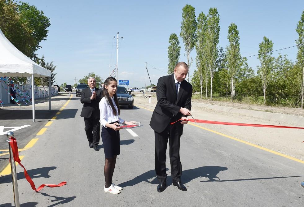 Azərbaycan Prezidenti Xaçmazda avtomobil yolunun açılışında iştirak edib (FOTO) (YENİLƏNİB)
