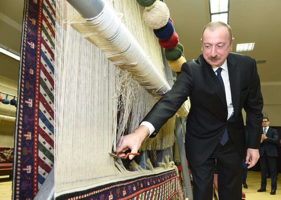 Prezident İlham Əliyev "Azərxalça" ASC-nin Xaçmaz filialının açılışında iştirak edib (FOTO) (YENİLƏNİB)