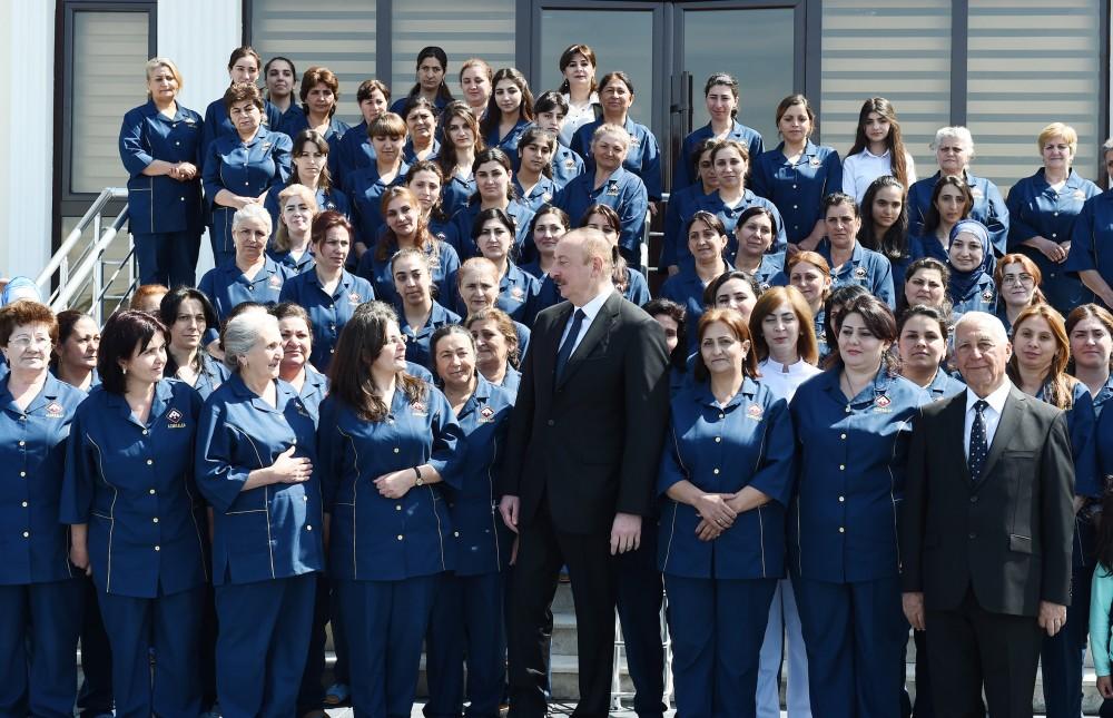 Prezident İlham Əliyev "Azərxalça" ASC-nin Xaçmaz filialının açılışında iştirak edib (FOTO) (YENİLƏNİB)