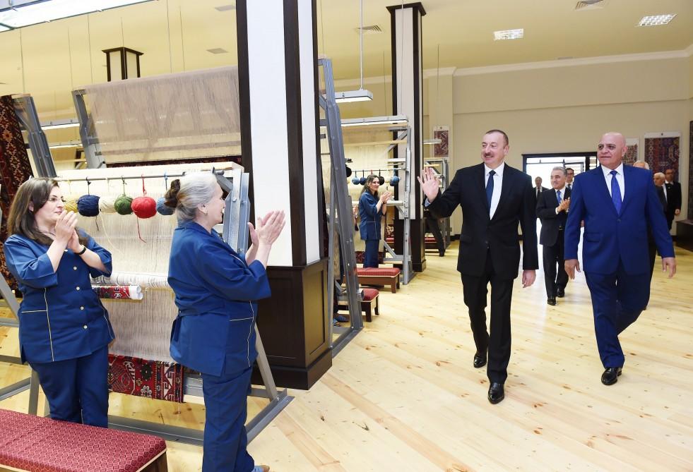 Prezident İlham Əliyev "Azərxalça" ASC-nin Xaçmaz filialının açılışında iştirak edib (FOTO) (YENİLƏNİB)