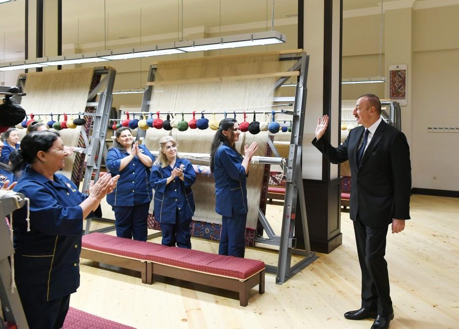 Prezident İlham Əliyev "Azərxalça" ASC-nin Xaçmaz filialının açılışında iştirak edib (FOTO) (YENİLƏNİB)