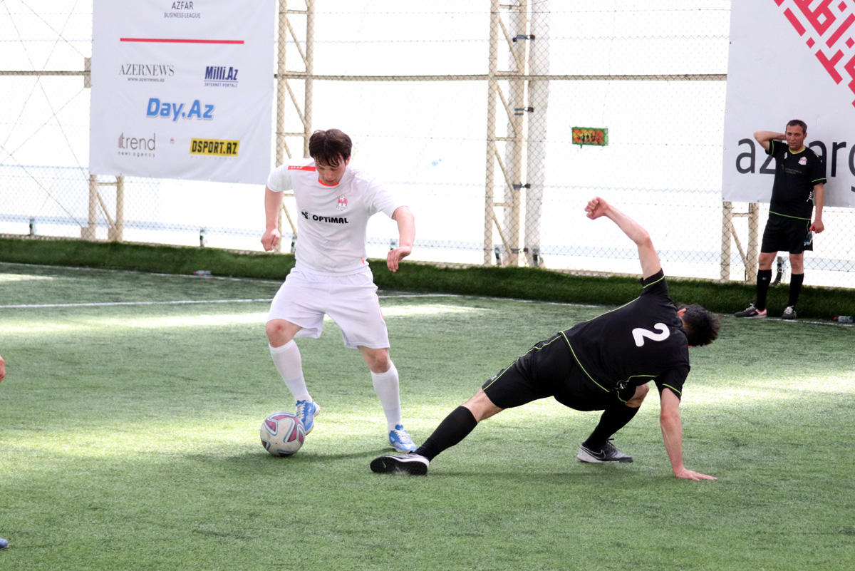 Pley-off mərhələsi: Maraqlı oyunlar və favoritlərin qələbəsi (FOTO)