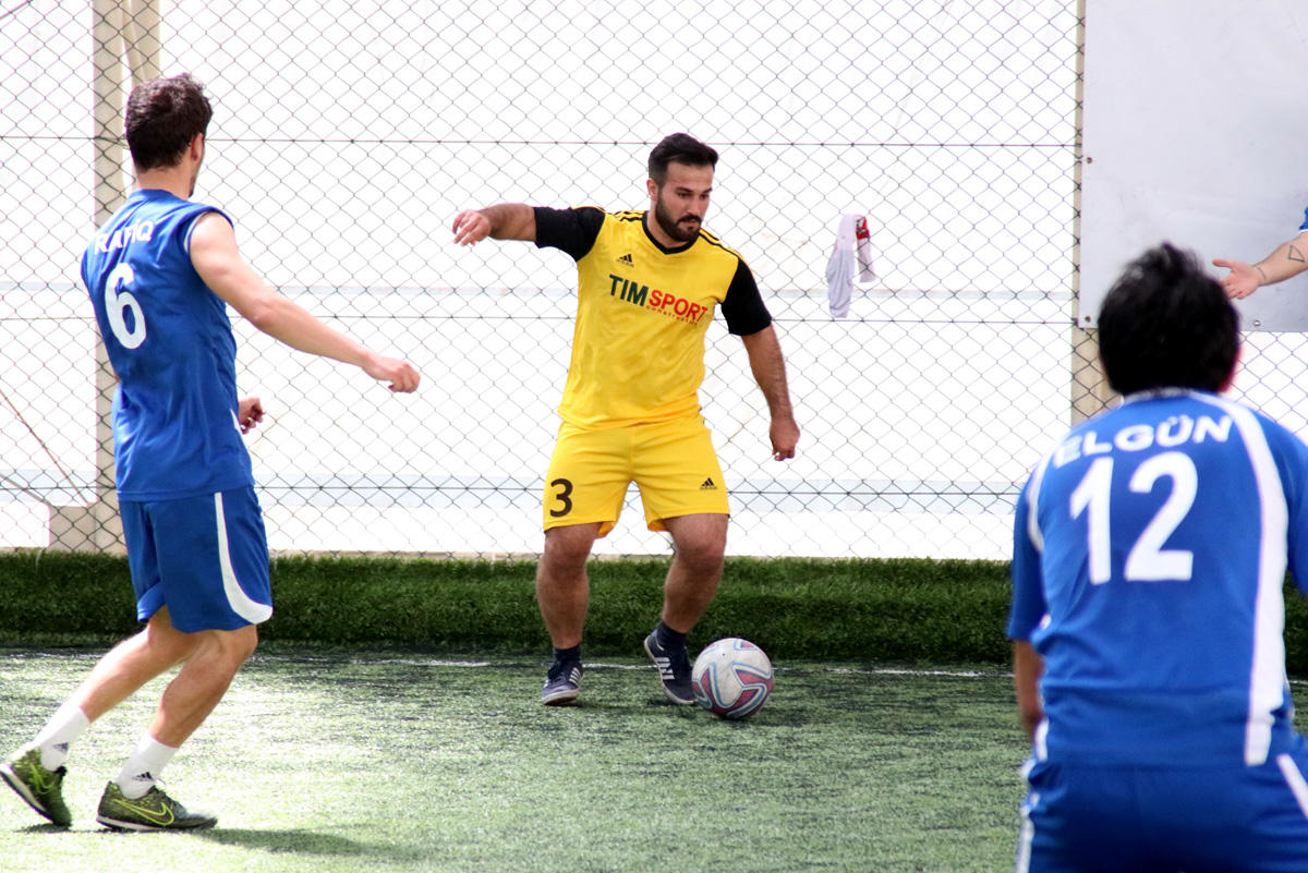 Pley-off mərhələsi: Maraqlı oyunlar və favoritlərin qələbəsi (FOTO)