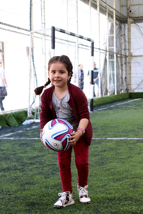 Pley-off mərhələsi: Maraqlı oyunlar və favoritlərin qələbəsi (FOTO)