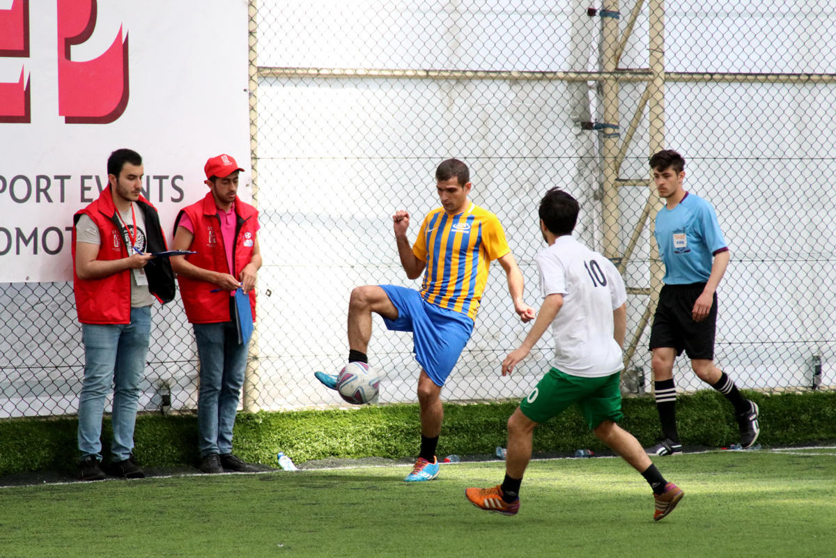 Pley-off mərhələsi: Maraqlı oyunlar və favoritlərin qələbəsi (FOTO)
