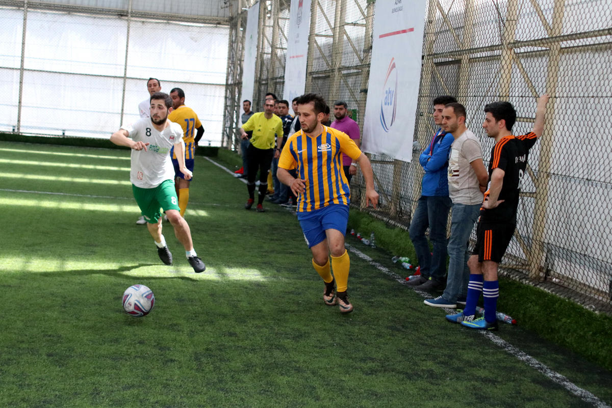 Pley-off mərhələsi: Maraqlı oyunlar və favoritlərin qələbəsi (FOTO)
