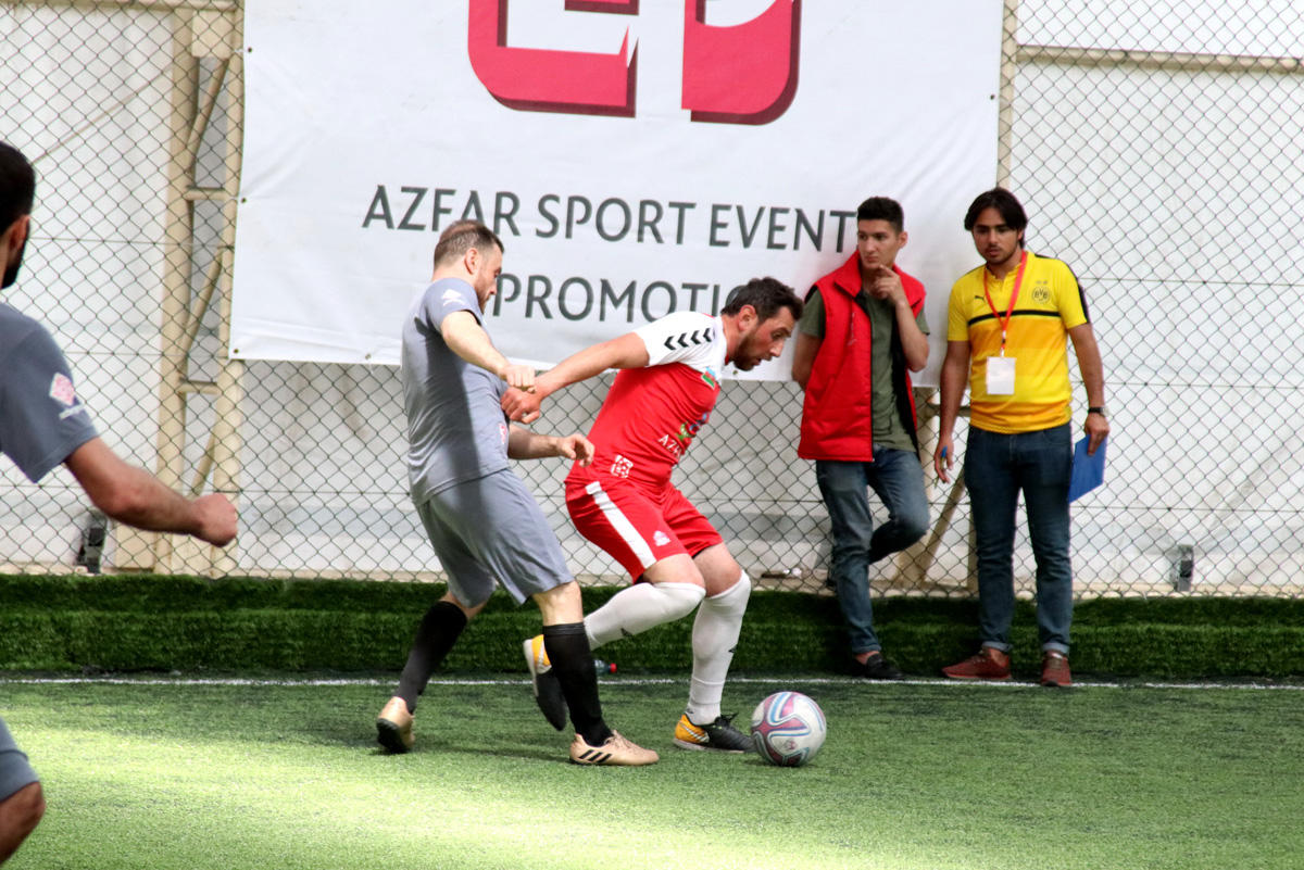 Pley-off mərhələsi: Maraqlı oyunlar və favoritlərin qələbəsi (FOTO)