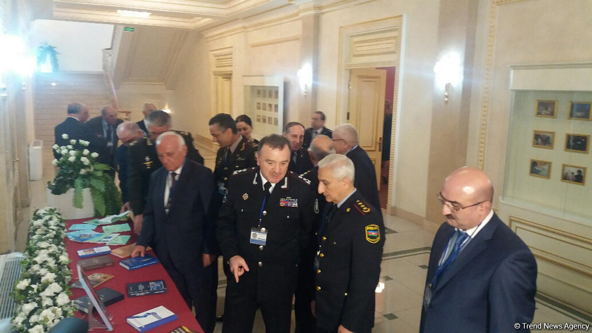DTX-nin Mədəniyyət Mərkəzində "Heydər Əliyev müstəqil Azərbaycanın qurucusudur" I Respublika elmi konfransı keçirilib (FOTO)