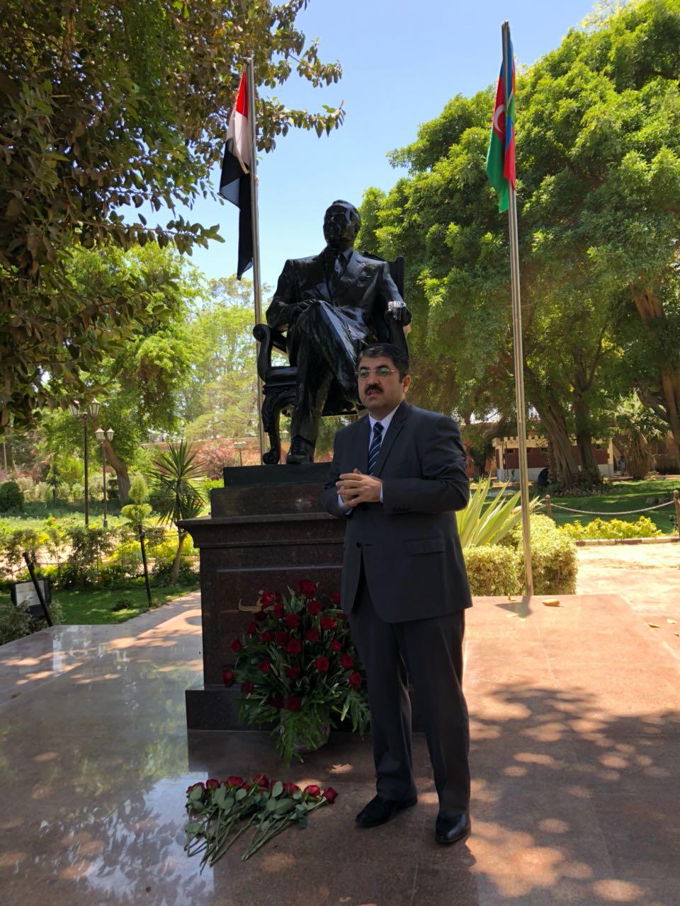 Ümummilli lider Heydər Əliyevin anadan olmasının 95-ci ildönümü Misirdə silsilə tədbirlərlə anılıb (FOTO)
