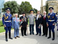 Azərbaycan ictimaiyyəti 9 May - faşizm üzərində Qələbənin 73-cü ildönümünü qeyd edir (FOTO)