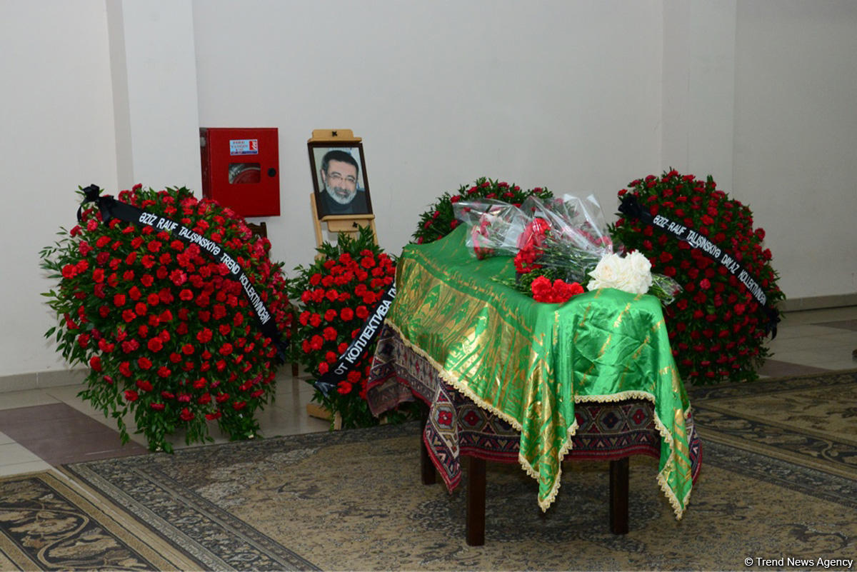 Azərbaycan ictimaiyyəti unudulmaz Rauf Talışinski ilə vidalaşıb (FOTO) (YENİLƏNİB)