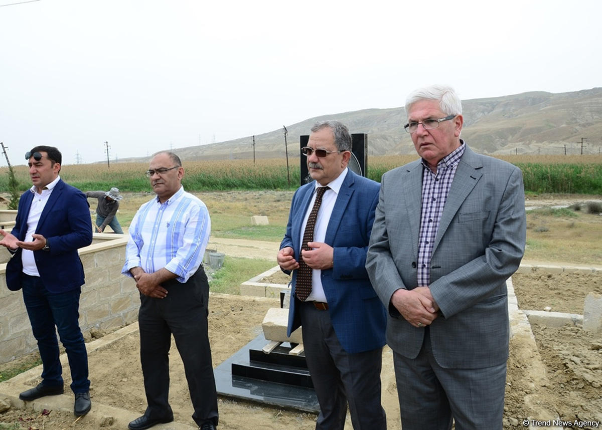 Azərbaycan ictimaiyyəti unudulmaz Rauf Talışinski ilə vidalaşıb (FOTO) (YENİLƏNİB)