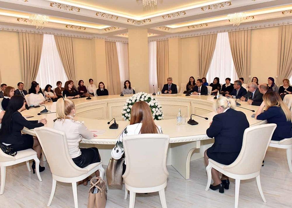 Bilik Fondu ulu öndər Heydər Əliyevin 95 illiyinə həsr olunan silsilə tədbirlər təşkil edib (FOTO)