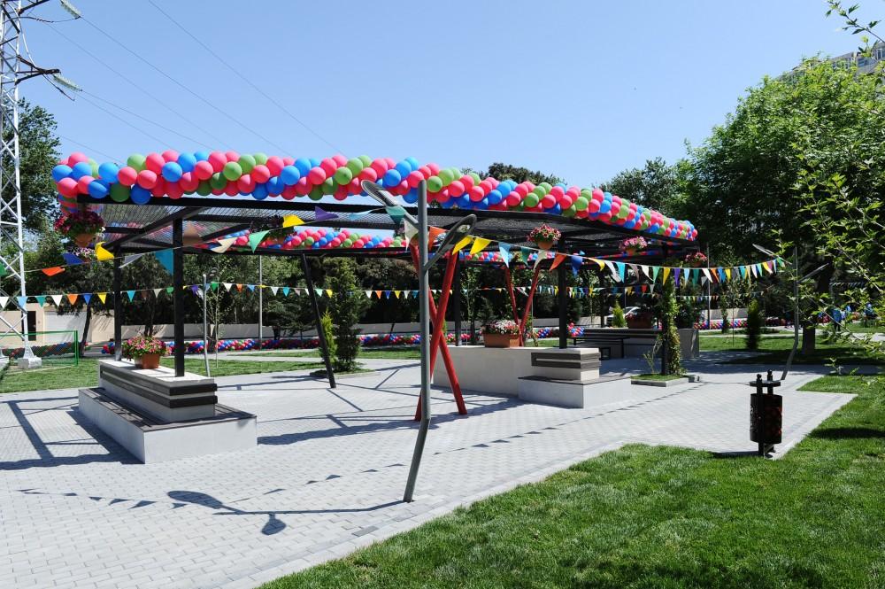 Leyla Əliyevanın iştirakı ilə “Bizim həyət” layihəsi çərçivəsində abadlaşdırılan növbəti həyət sakinlərin istifadəsinə verilib (FOTO)