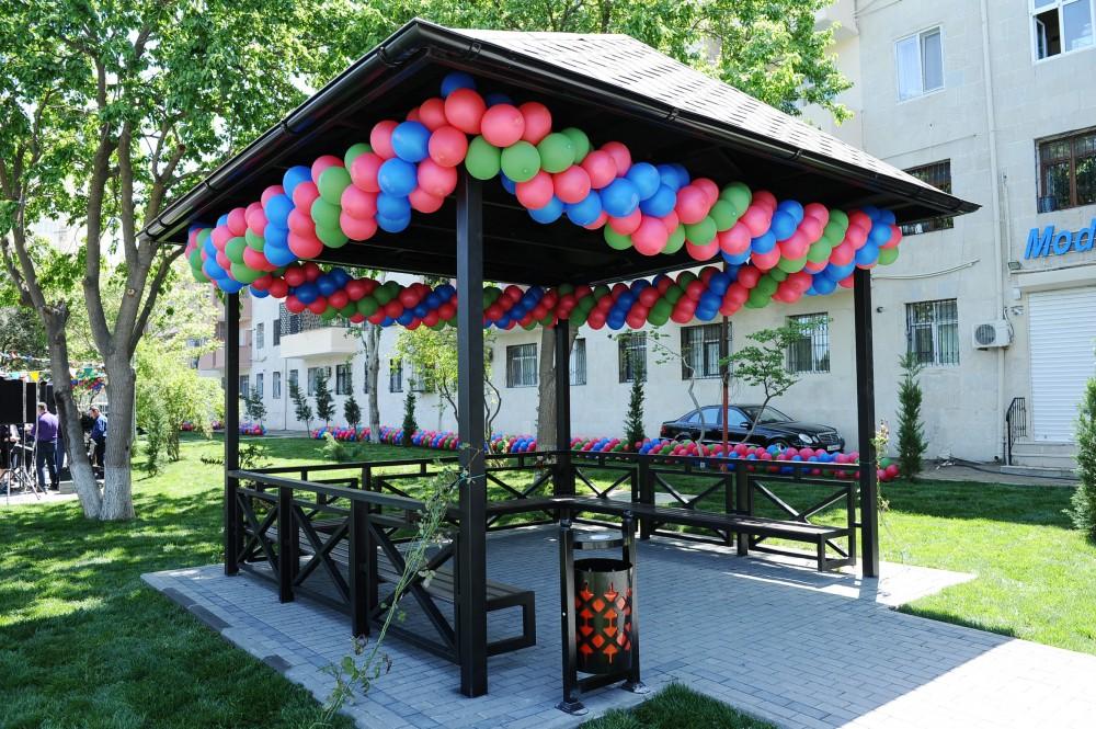 Leyla Əliyevanın iştirakı ilə “Bizim həyət” layihəsi çərçivəsində abadlaşdırılan növbəti həyət sakinlərin istifadəsinə verilib (FOTO)