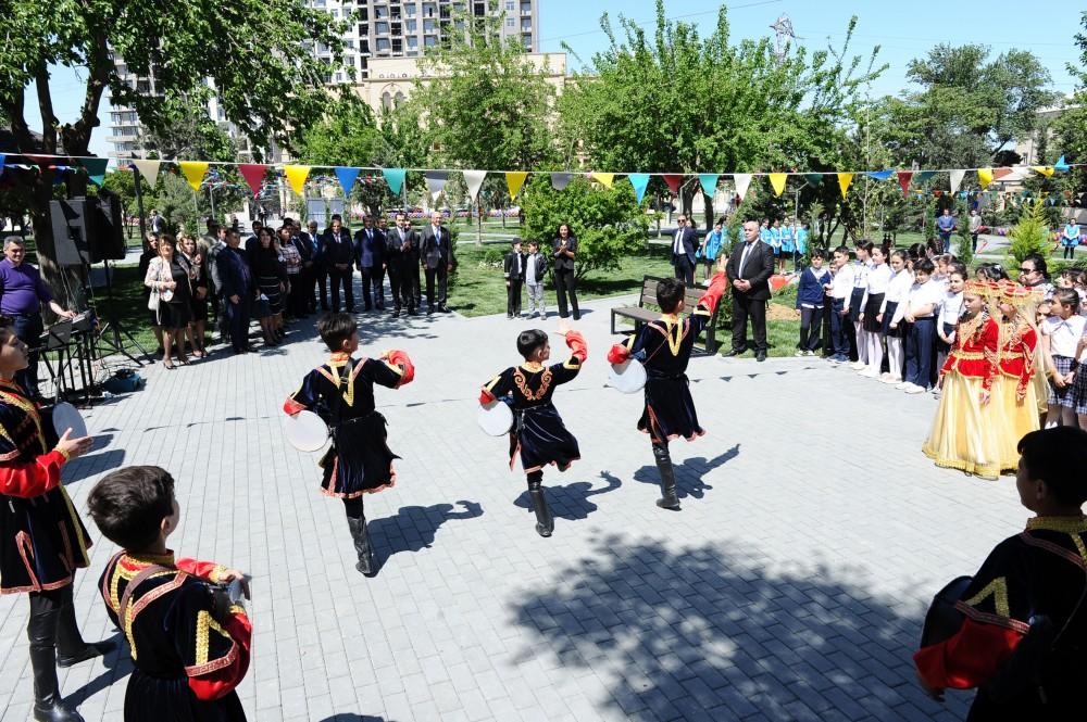 Leyla Əliyevanın iştirakı ilə “Bizim həyət” layihəsi çərçivəsində abadlaşdırılan növbəti həyət sakinlərin istifadəsinə verilib (FOTO)