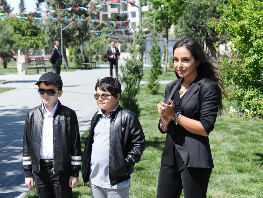 Leyla Əliyevanın iştirakı ilə “Bizim həyət” layihəsi çərçivəsində abadlaşdırılan növbəti həyət sakinlərin istifadəsinə verilib (FOTO)