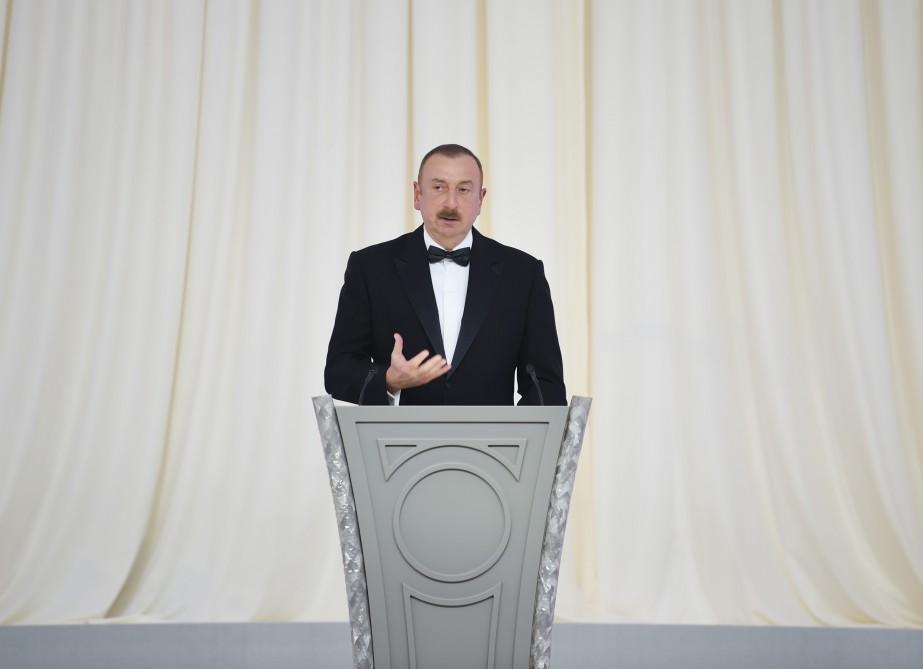Prezident İlham Əliyev: Azərbaycanın ovaxtkı iqtidarı öz laxlayan hakimiyyətini qorumaq üçün cinayətlərə, vətəndaş müharibəsinə əl atmışdı