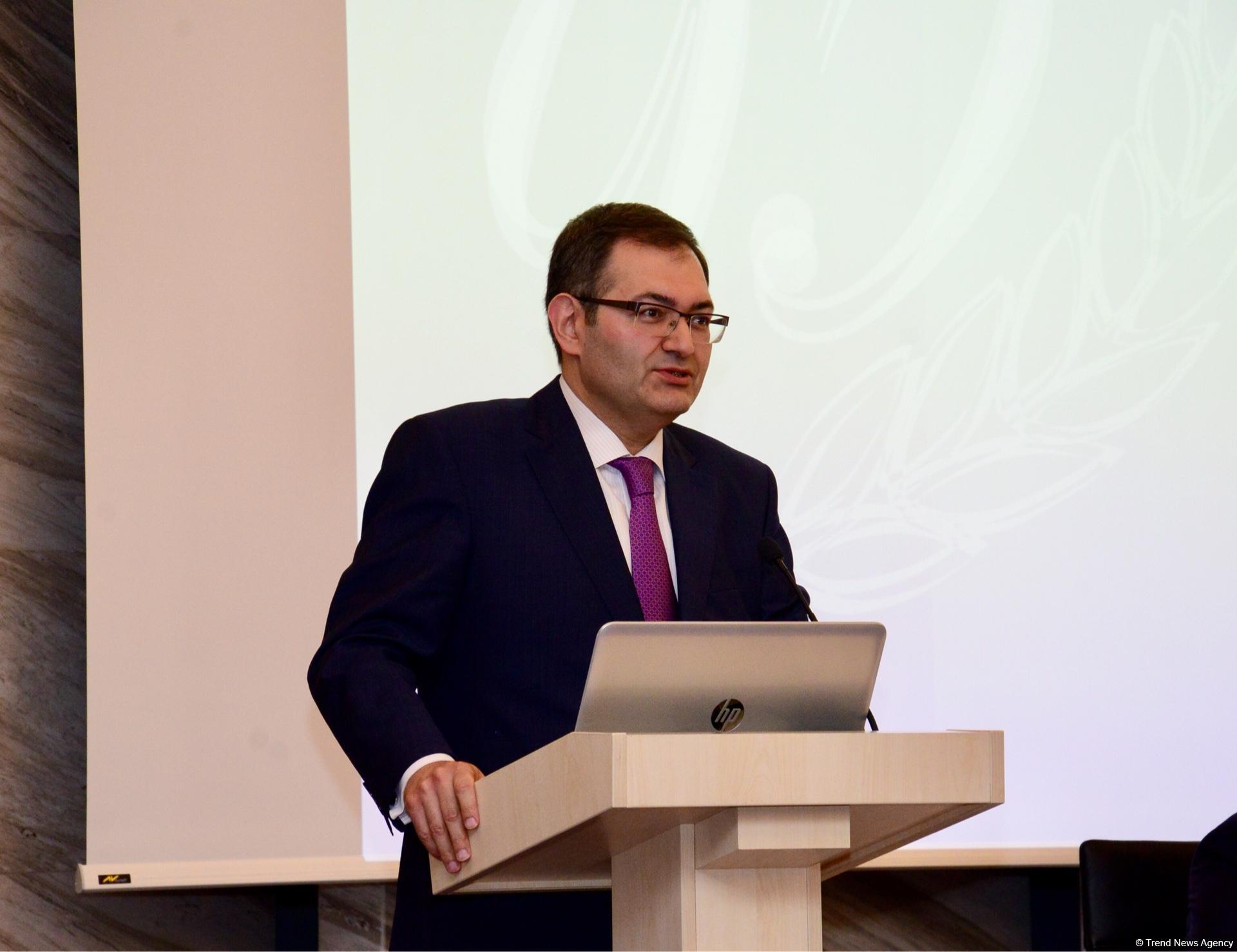 Fərid Cəfərov: Ulu Öndərin gənclərlə bağlı dediyi hər kəlmə gənclər siyasəti sahəsində fəaliyyət göstərən hamı üçün böyük bir yol xəritəsidir (FOTO)