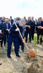 Yeni Azərbaycan Partiyası tərəfindən partiyanın yaranmasının 25 illiyi ilə əlaqədar ağacəkmə aksiyası keçirilib (FOTO)