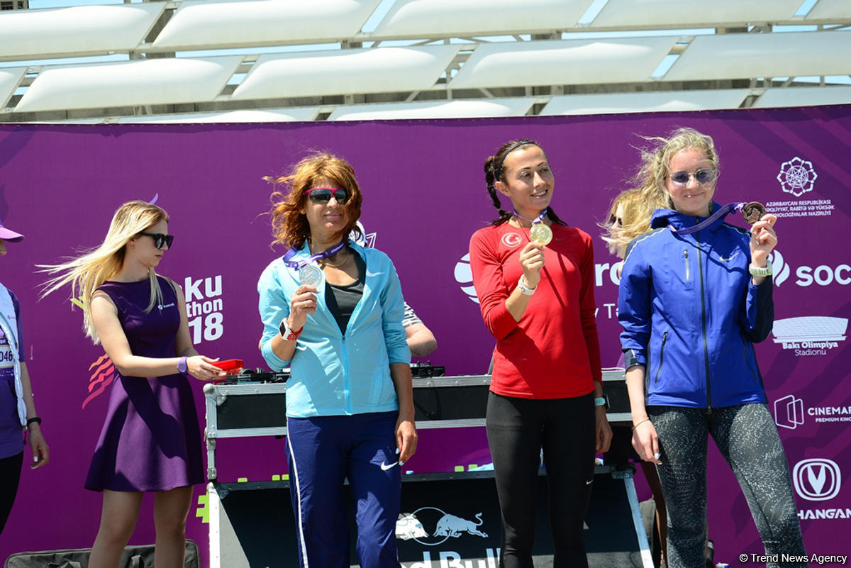 “Bakı Marafonu 2018”-in qalibləri mükafatlandırılıb (FOTO)