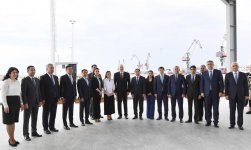 Prezident İlham Əliyev Bakı Beynəlxalq Dəniz Ticarət Limanı Kompleksinin açılışında iştirak edib (FOTO) (YENİLƏNİB-2)