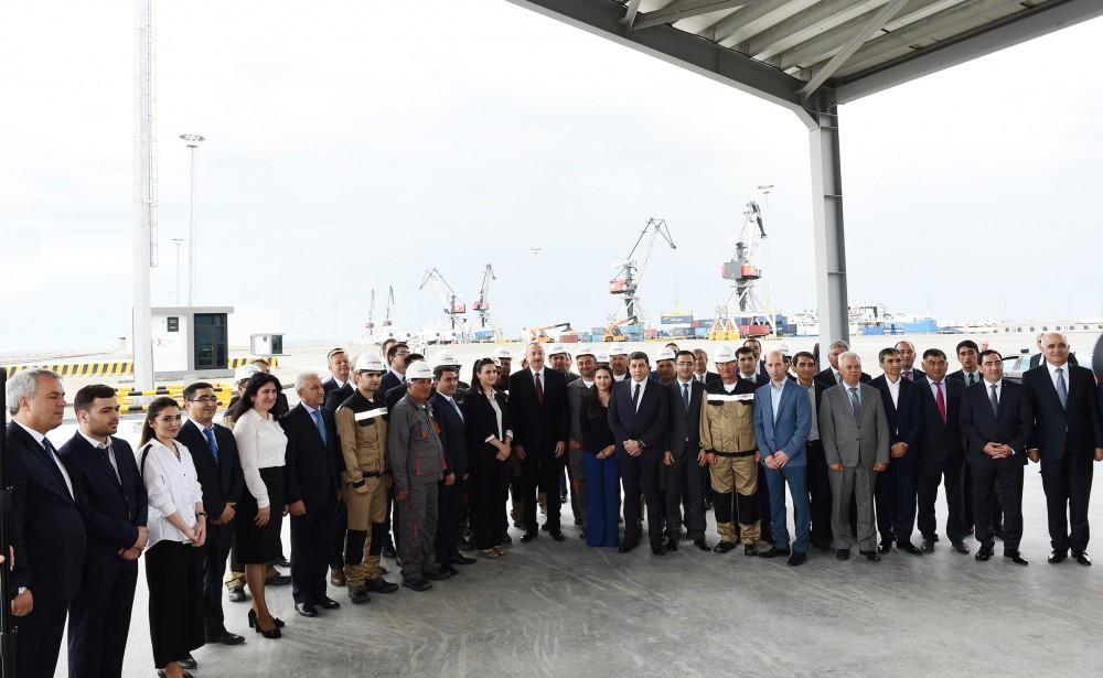Prezident İlham Əliyev Bakı Beynəlxalq Dəniz Ticarət Limanı Kompleksinin açılışında iştirak edib (FOTO) (YENİLƏNİB-2)