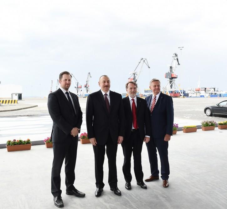 Prezident İlham Əliyev Bakı Beynəlxalq Dəniz Ticarət Limanı Kompleksinin açılışında iştirak edib (FOTO) (YENİLƏNİB-2)
