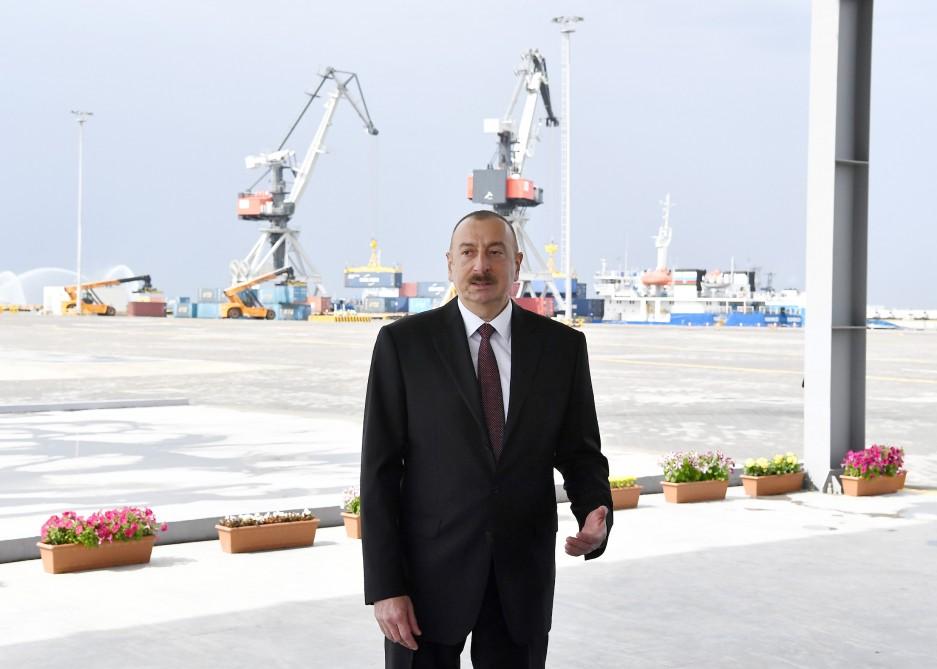 Prezident İlham Əliyev: Yeni Bakı limanı Azərbaycanın nəqliyyat potensialının möhkəmləndirilməsində önəmli rol oynayacaq (YENİLƏNİB)
