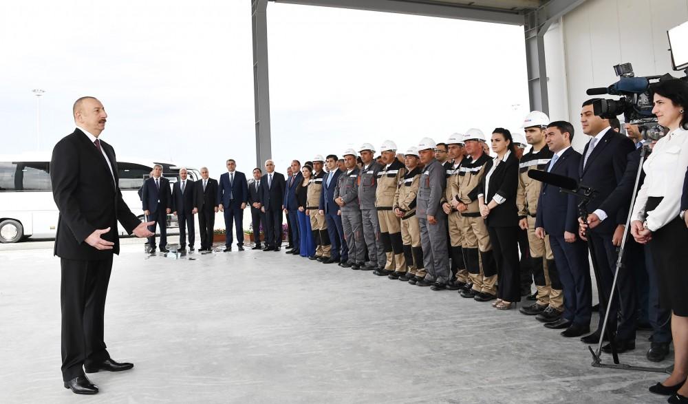 Prezident İlham Əliyev Bakı Beynəlxalq Dəniz Ticarət Limanı Kompleksinin açılışında iştirak edib (FOTO) (YENİLƏNİB-2)