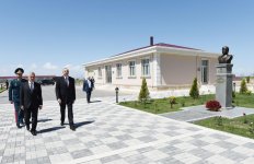 Prezident İlham Əliyev Dövlət Sərhəd Xidmətinin Naxçıvanda yerləşən sərhəd dəstəsində yaradılan şəraitlə tanış olub (FOTO)