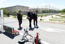 Prezident İlham Əlahiddə Ümumqoşun Ordusunun “N” saylı hərbi hissəsində yaradılan şəraitlə tanış olub (FOTO) (YENİLƏNİB)