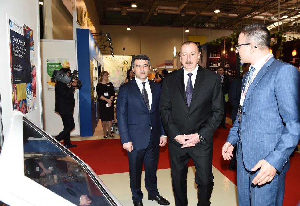 Prezident İlham Əliyev XXIV Azərbaycan Beynəlxalq Qida Sənayesi və XII Azərbaycan Beynəlxalq Kənd Təsərrüfatı sərgiləri ilə tanış olub (YENİLƏNİB -2)