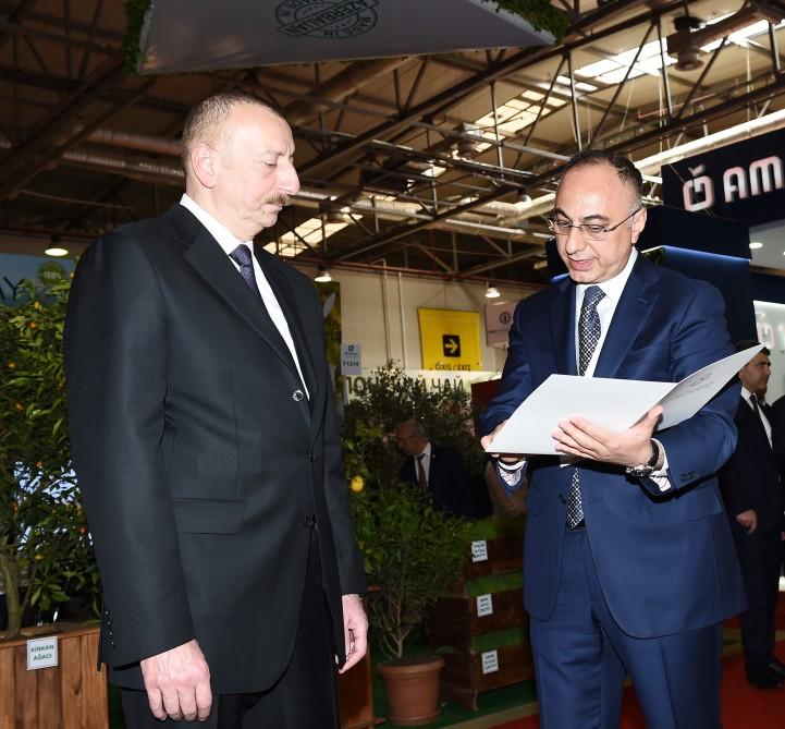 Prezident İlham Əliyev XXIV Azərbaycan Beynəlxalq Qida Sənayesi və XII Azərbaycan Beynəlxalq Kənd Təsərrüfatı sərgiləri ilə tanış olub (YENİLƏNİB -2)