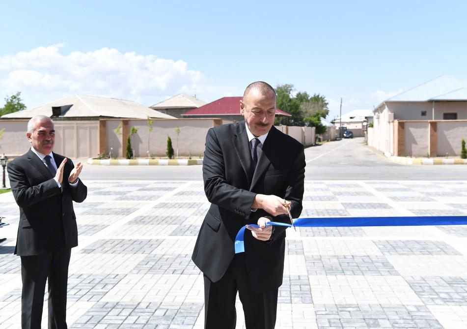 Prezident İlham Əliyev Naxçıvan şəhərində 6 saylı tam orta məktəbin açılışını edib (FOTO)