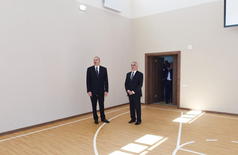 Prezident İlham Əliyev Naxçıvan şəhərində 6 saylı tam orta məktəbin açılışını edib (FOTO)