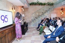 Leyla Əliyeva Ümummilli Lider Heydər Əliyevin 95 illiyinə həsr edilən ədəbi-musiqili mərasimdə iştirak edib (FOTO)