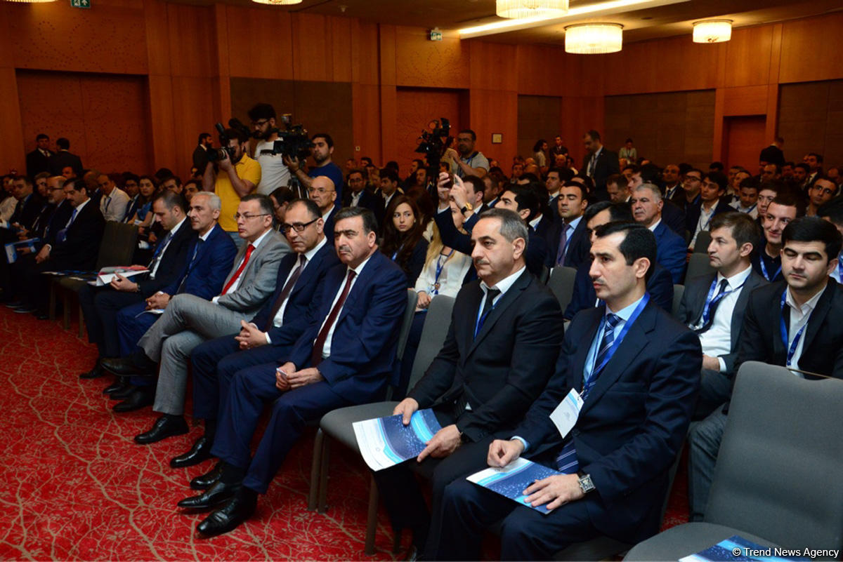 Azərbaycanda nağdsız hesablaşmalara keçid üzrə yeni proqram qəbul olunacaq (FOTO)