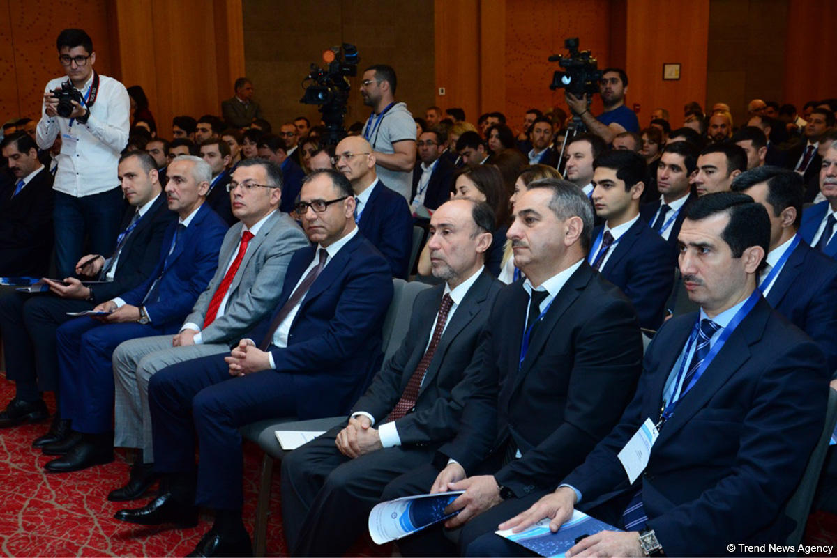 Azərbaycanda nağdsız hesablaşmalara keçid üzrə yeni proqram qəbul olunacaq (FOTO)