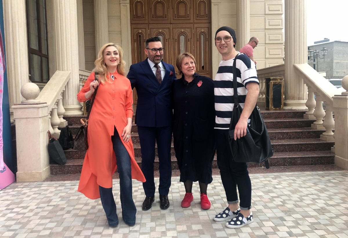 Gülnarə Xəlilova Qazaxıstanda gənc dizaynerlərin işini qiymətləndirib (FOTO)