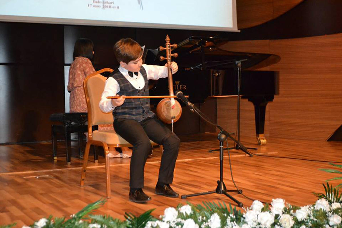 Gənc kamança ifaçılarının II respublika müsabiqəsinin yekun konserti olub (FOTO)