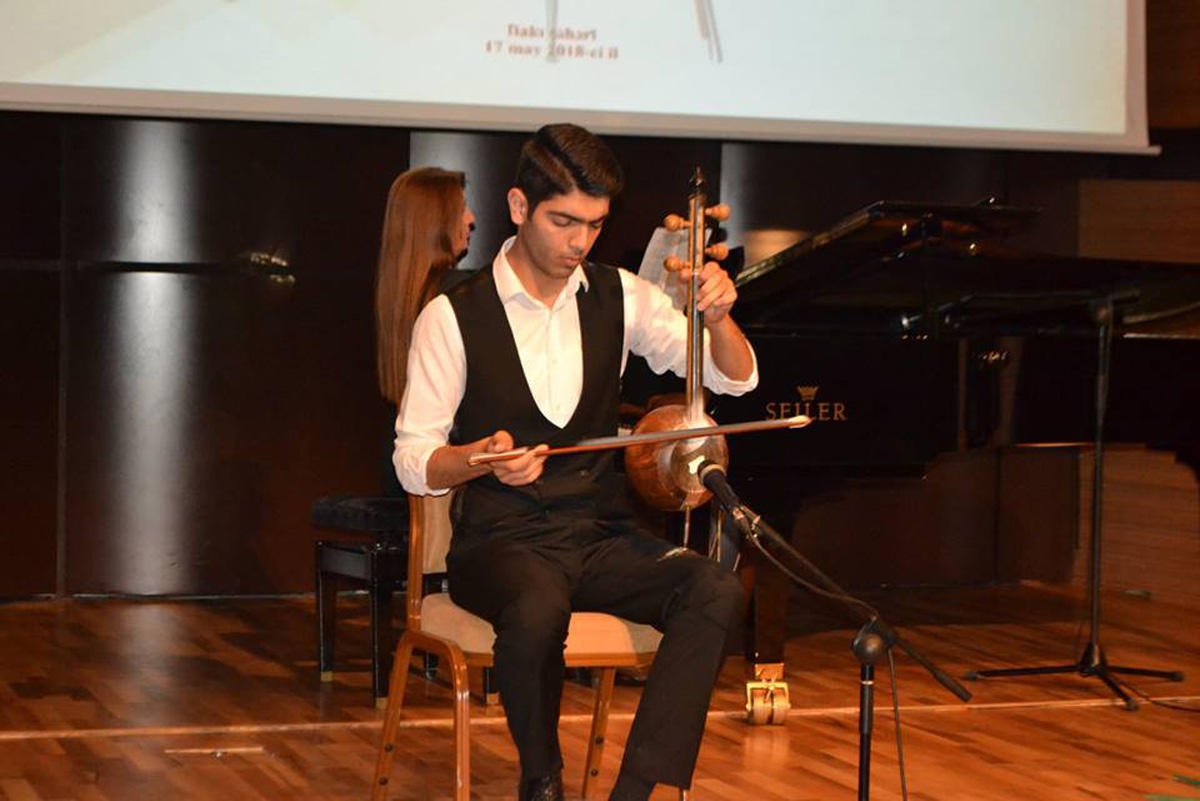 Gənc kamança ifaçılarının II respublika müsabiqəsinin yekun konserti olub (FOTO)