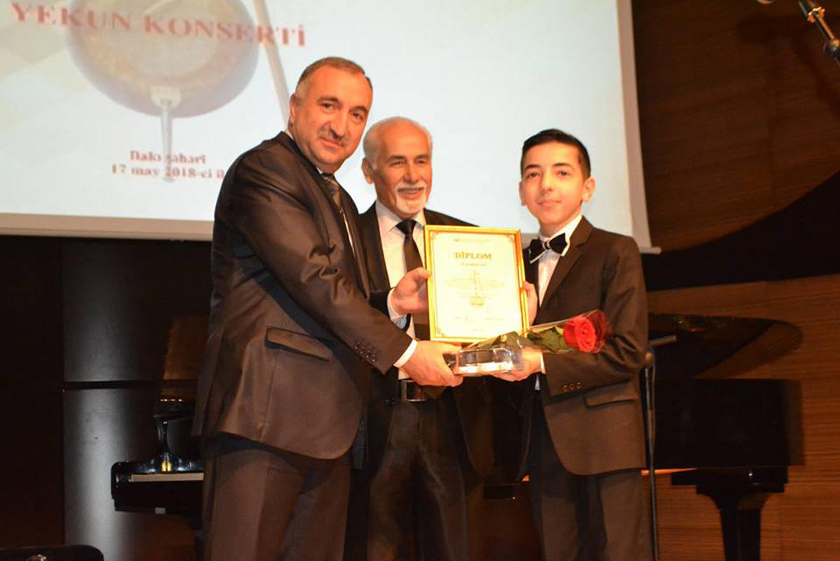 Gənc kamança ifaçılarının II respublika müsabiqəsinin yekun konserti olub (FOTO)