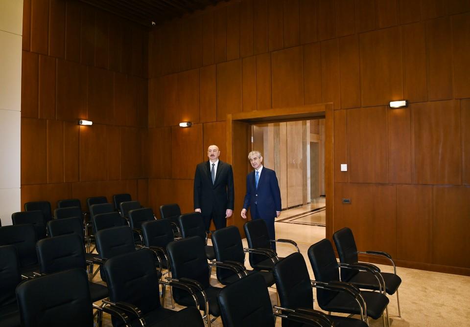 Prezident İlham Əliyev Yeni Azərbaycan Partiyasının yeni inzibati binasının açılışında iştirak edib (FOTO) (YENİLƏNİB)